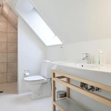 Сasa de vacaciones Nice In With House Sea View *